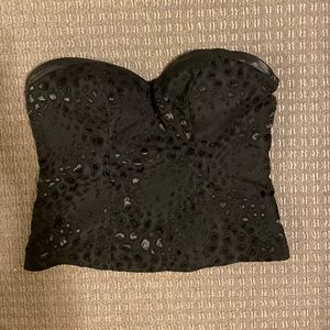 Guess strapless going out top